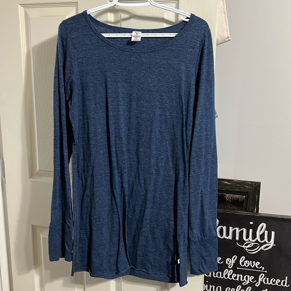NEW without tags navy heathered xl long sleeve tee